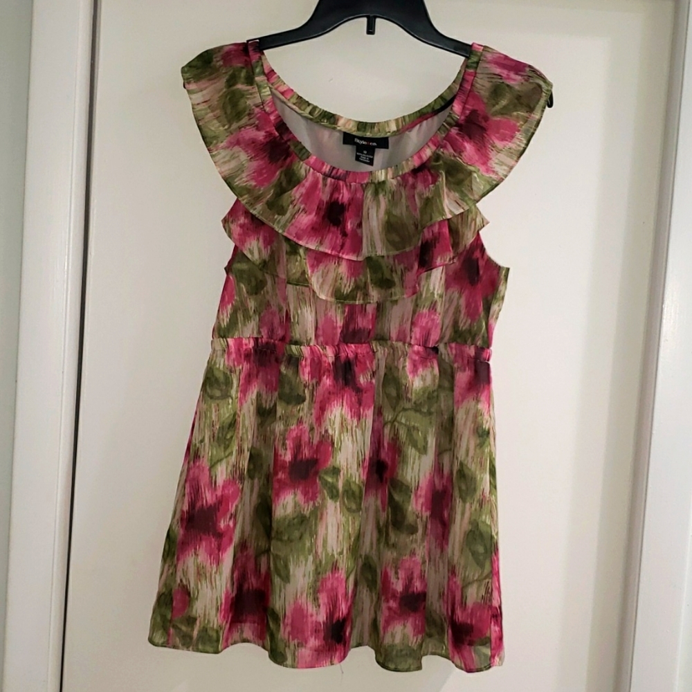 Style and Company Pink & Green Floral Top